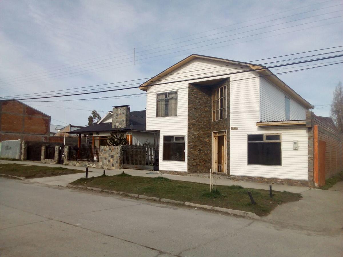 Hostal Los Pioneros Puerto Natales Exteriör bild