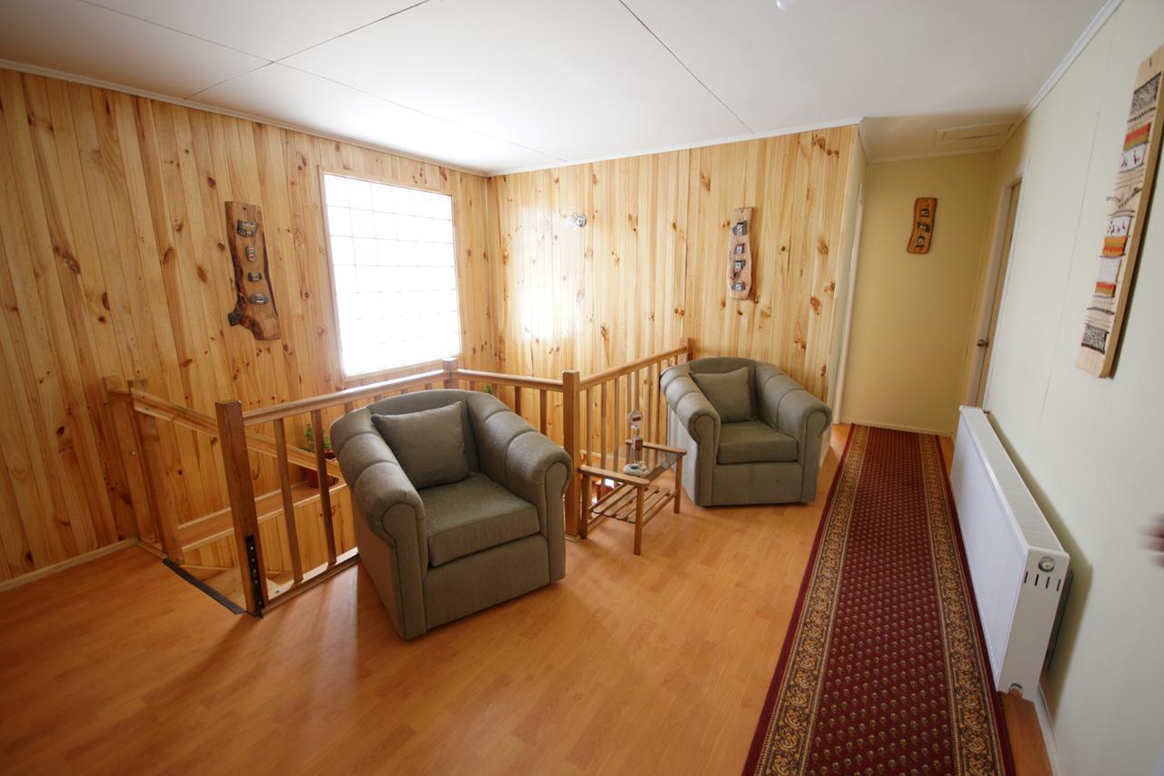 Hostal Los Pioneros Puerto Natales Exteriör bild
