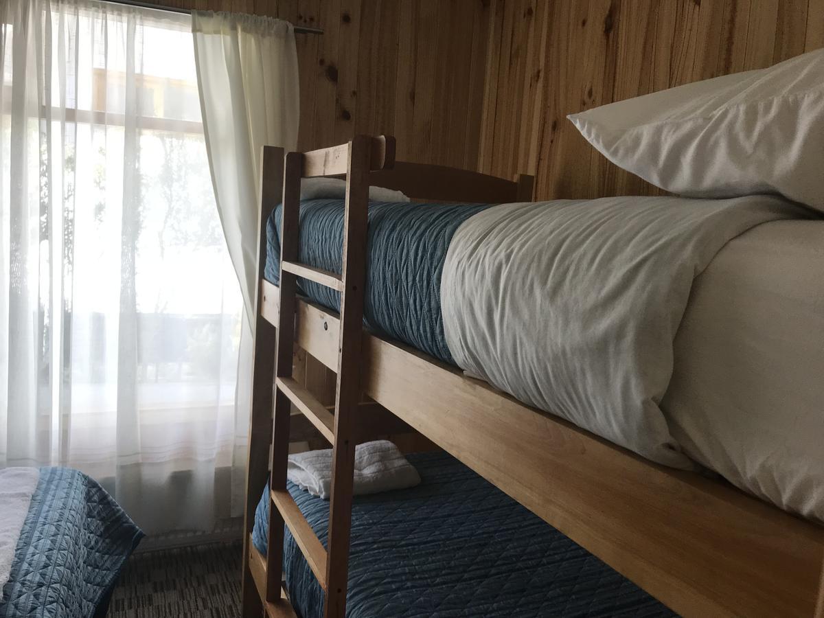 Hostal Los Pioneros Puerto Natales Exteriör bild